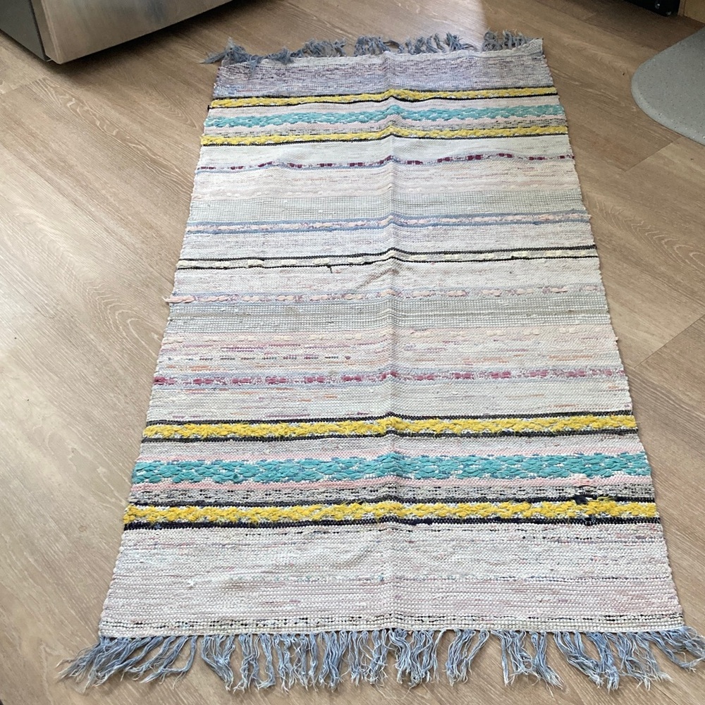 Hand-woven, cotton, area rug